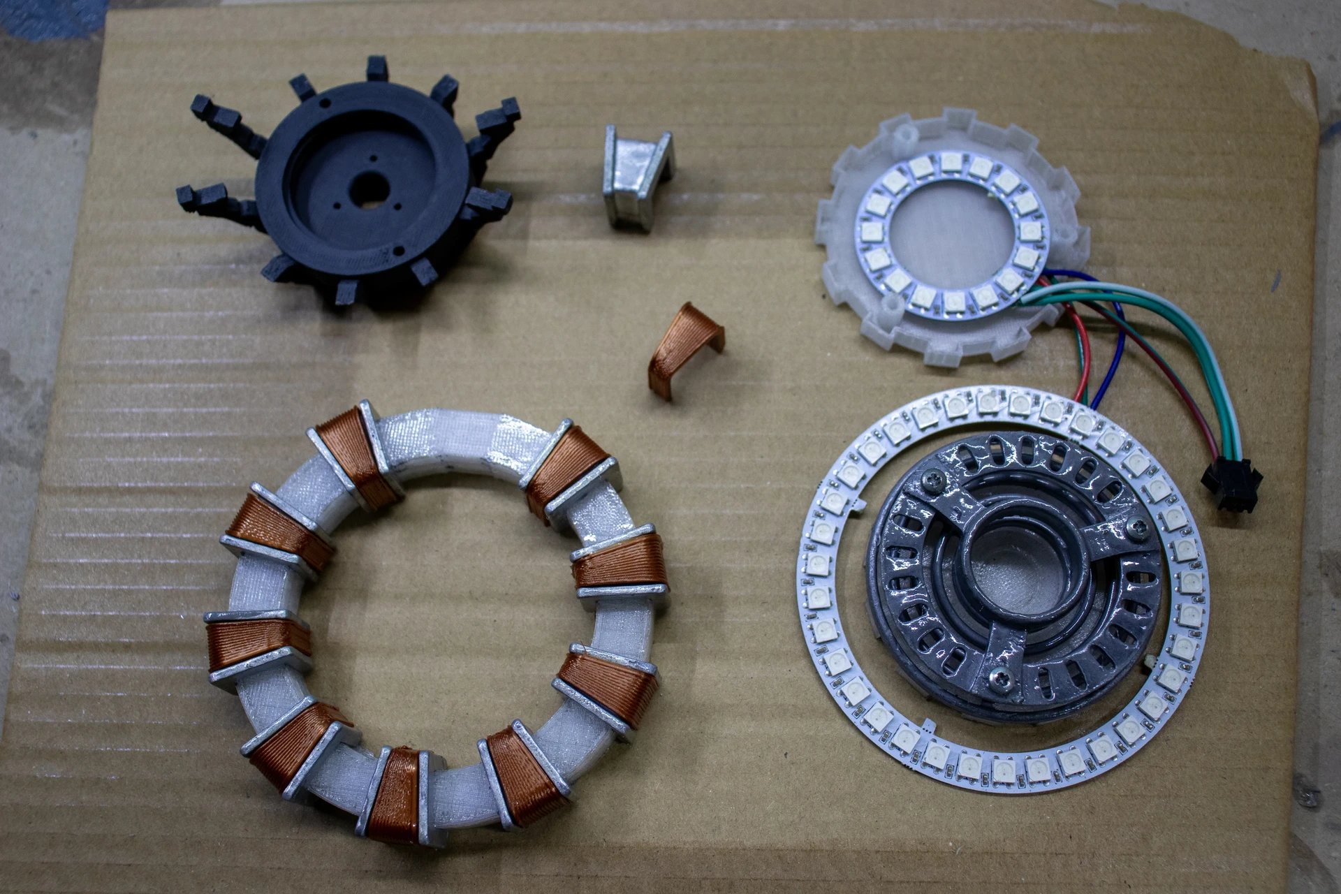 Arc Reactor özel parça ve iç mühendislik süreci