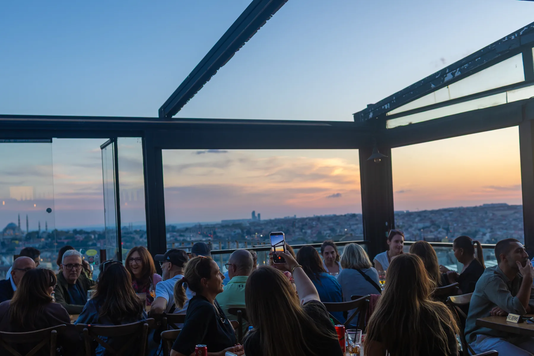 Akşam üstü Balkon terası ve açık pergola