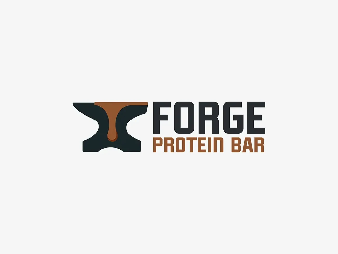 Açık gri zemin üzerinde FORGE Protein Bar logosu